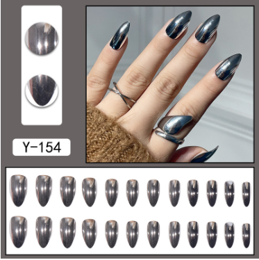 Press on nails(24 pcs/set)💅